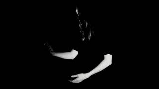 Ματωμένα Ρόδα-Μητέρα(2016)