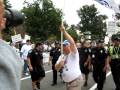 Teabaggers can't handle a little dissent