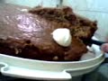 CORTANDO LA TORTA.3gp