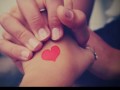 Die Geschichte eines Mädchens, die für die Liebe alles riskierte.