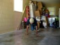 break dancinqq(warming up)