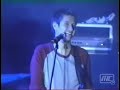 Dios Manda Lluvia - Rojo - En Concierto