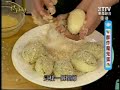 酥炸魔鬼蛋、豬排醬(中)