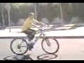 Cutre acrobacias en arges cn bici xd!