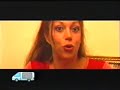 i ragazzi di dateci ascolto incontrano diana, una transessuale che spiega loro con gran semplicità quali sono i motivi, le modalità e le difficolta di una transizione sessuale. durante l'intervista uno di loro viene vestito e truccato da drag queen.