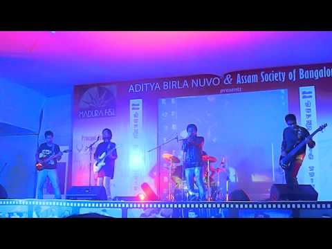 indic - Indic Branch's debut gig in Bangalore at Durga Puja 2013 organised by Assam Society Of Bangalore. Line up:- Prozir Borah - Vocals Arindam Dey- Guitars,Vocals...