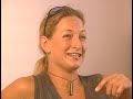 deleted scene from the 2004 documentary double dare: zo� bell and stuntman stuart thorp describe how she broke vertebrae while filming xena.

http://www.doubledarethemovie.com/
http://www.livejournal.com/zoebell

