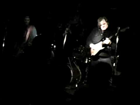 philmarcade - The Senders Live at Maxwell's, Hoboken, 1992 Lonesome Train ( this one 's a bit dark, you really can't see much.. sorry.) Phil Marcade: vocals Wild Bill Thom...