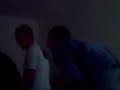 Un abruti qui danse comme un con
