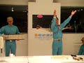 噼嚦與啪立