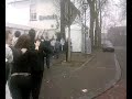 Lekker hossen op straat bij het Raadhuis Lekker hossen op straat bij het Raadhuis