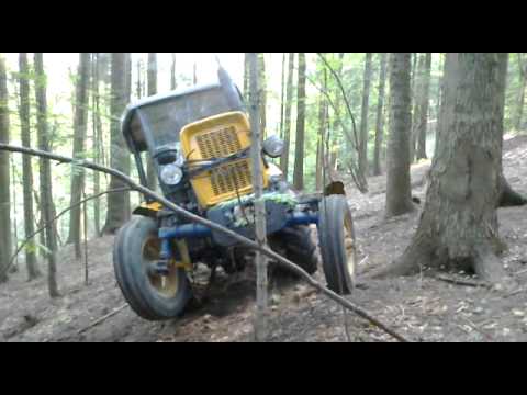 ursus c 330 - Sorry ale nie posiadam programu do montażu filmów i dlatego film wygląda jak wygląda. Moim zdaniem tak powinna wyglądać prawdziwa zrywka .