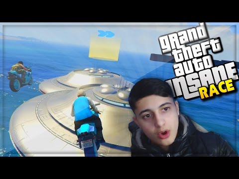 GTA 5 Online UFO RACE w/ FACECAM!! (GTA 5 Funny Moments)