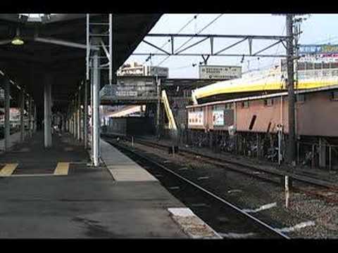 223系新快速　茨木駅通過　ミュージックホーン付き