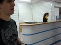 Kiko Loureiro Aut�grafando meu CD