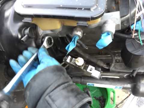 how to repair master cylinder leak