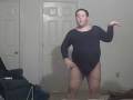 Cubby dances to Beyonce Single Ladies