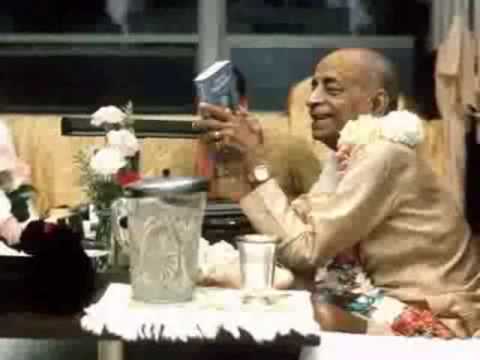 SRILA PRABHUPADA - TRADITIONAL GURU-PUJA DEDICATION
