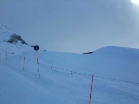 Se cauta skateri, snowboarderi si alti sinucigasi din gama asta… item-thumbnail