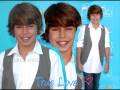 Fly to your heart Performed By Selena Gomez.wmv