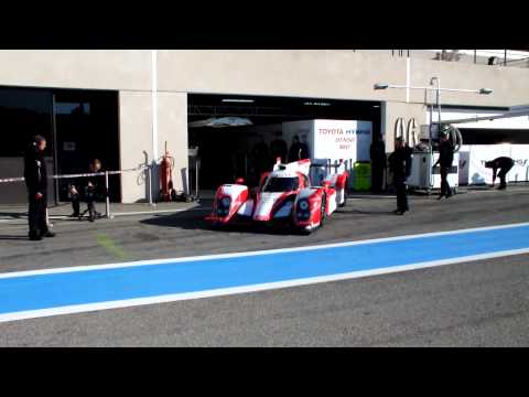 Toyota TS030 Hybrid pit exit