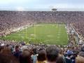 videos de Sprinklers come on at Notre Dame Stadium