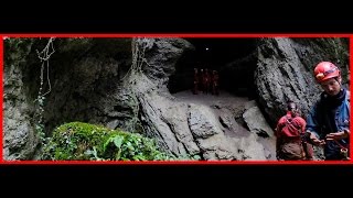 Höhlentour im französischen Jura