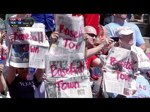 Video: Holland fans Hamilton in return