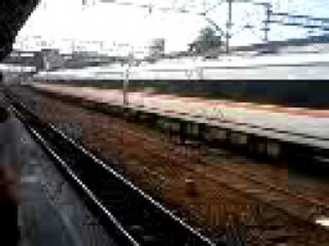 日比谷線とスペーシア発車 (200807120804.3gp) - Sat Jul 12 21:44:00 2008