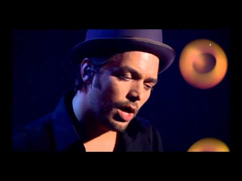 wat - Hier de Cover van André Hazes - Wat is dan liefde gezongen door Jeroen van der Boom en Waylon in het sbs6 programma : ''De beste liedjes van'' Geniet!