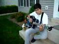 David tocando guitarra
