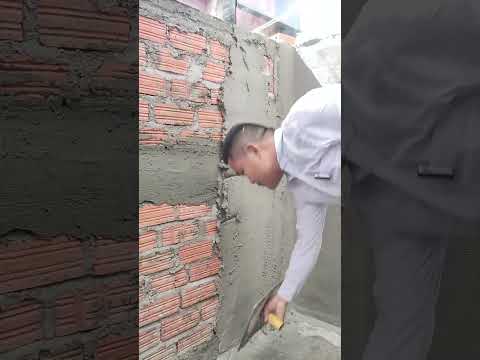 Phần 3: Giám đốc sắn tay áo tô trát hồ bơi như thợ chuyên nghiệp.