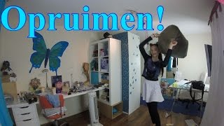 Kitta ruimt eindelijk haar kamer op! | Time lapse