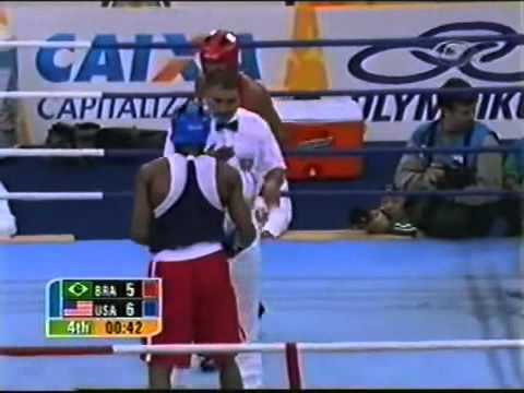 Pedro Lima ganha ouro e derruba tabu de 44 anos no boxe