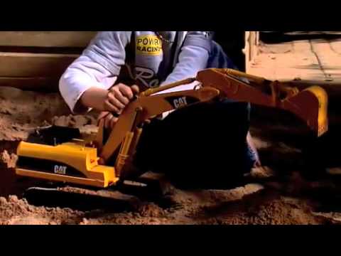 EXCAVADORA CAT - Excavadora Caterpillar con multitud de funciones. Juguete a escala 1:16 de BRUDER.