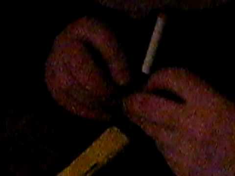 how to light a cigarette with a d'battery