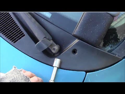 how to take windshield wipers off