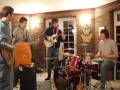 videos de The Nettles - Hire a Trumpet
