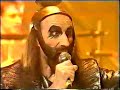 a great clip from 1999, this was one of kula shakers last tv appearences with arthur guesting at the end.