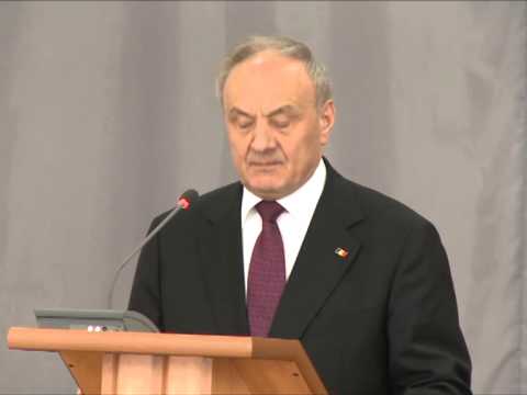Nicolae Timofti a participat la ceremonia dedicată celei de-a 20-a aniversări a Academiei de Administrare Publică