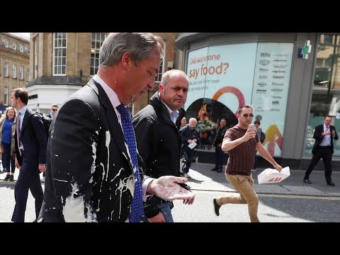 Grobritannien: Milchshake-Wurf auf Brexit-Mitbegrnder Farage