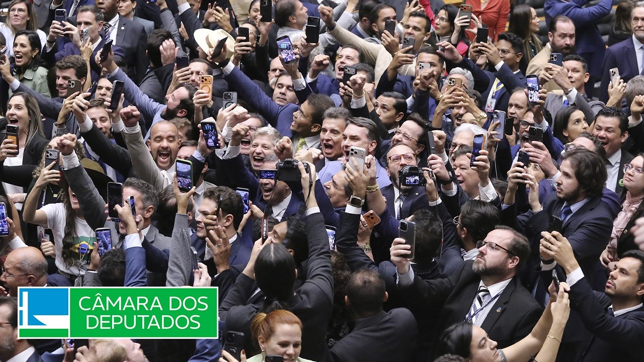 Congresso derruba veto sobre redução de penas à condenados do 8 de janeiro - 30/04/26
