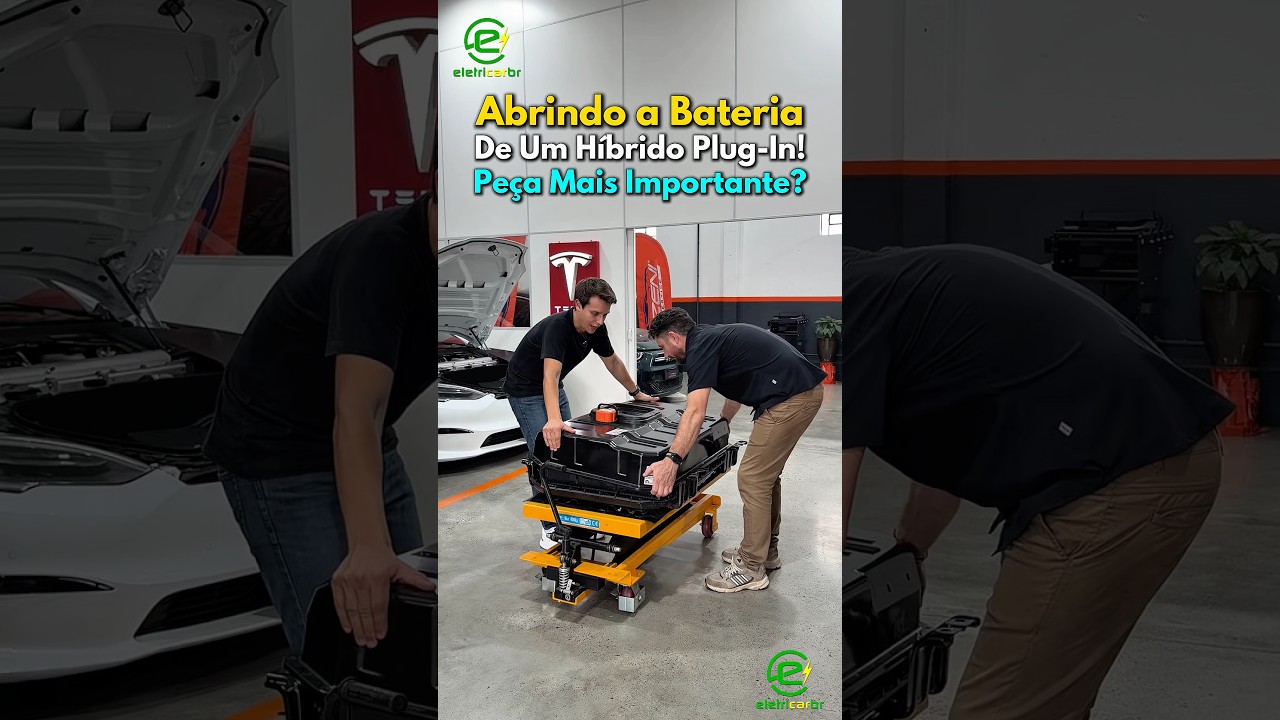 Abrindo a Bateria de 19 kWh de um Híbrido Plug-In - Chrysler Pacífica