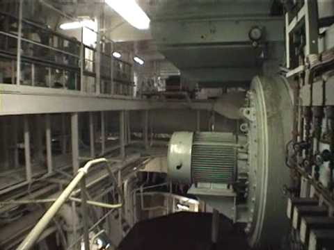 engine - A tour of a ship's engine room. 300000 tonne tanker. Main Engine: B&W two stroke, large bore, long stroke turbocharged diesel engine. Bore 800mm, 32000 shp...