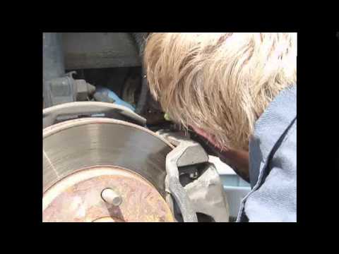 2000 Mitsubishi Galant – Timing Belt and Water Pump & Install