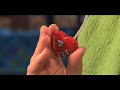 Product Demonstration: Fons & Porter Scissors Lock Product Demonstration: Fons & Porter Scissors Lock