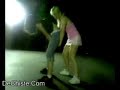 ¿A que juegan las chicas? (DeChiste.Com) ¿A que juegan las chicas? (DeChiste.Com)