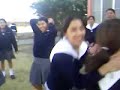 jugando en lonche yermo