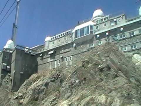 Pic du Midi cable car ride