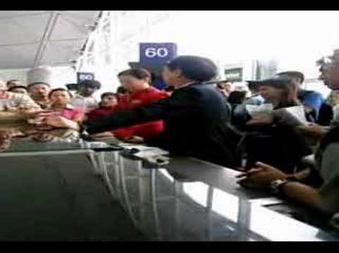 國泰航空太丟香港人面子Cathay Pacific Piss Off Pax